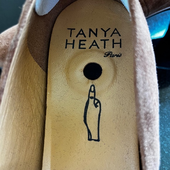 Tanya Heath "Sabine" Noisette Suede pumps with 2 set of heels. - Picture 8 of 14